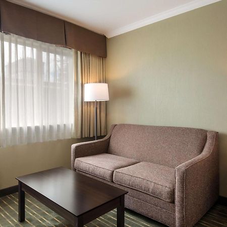 เบสต์ เวสเทิร์น ฮอลิเดย์ โฮเต็ล Hotel คูสเบย์ ภายนอก รูปภาพ